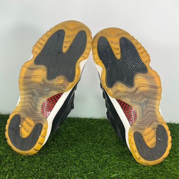 Jordan 11 Retro 72-10 2015 Black White Red Leather Suede Men size 11 - Picture 7 of 8